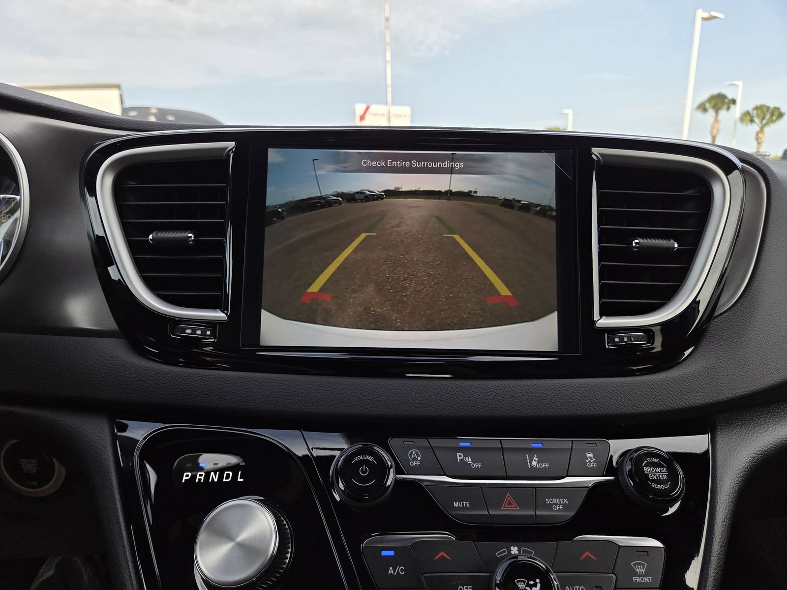 New 2026 Chrysler Voyager LX FWD image 34