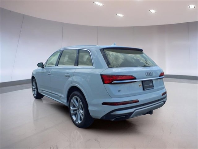 Used 2025 Audi Q7 3.0T Premium w/ Convenience Package image 5