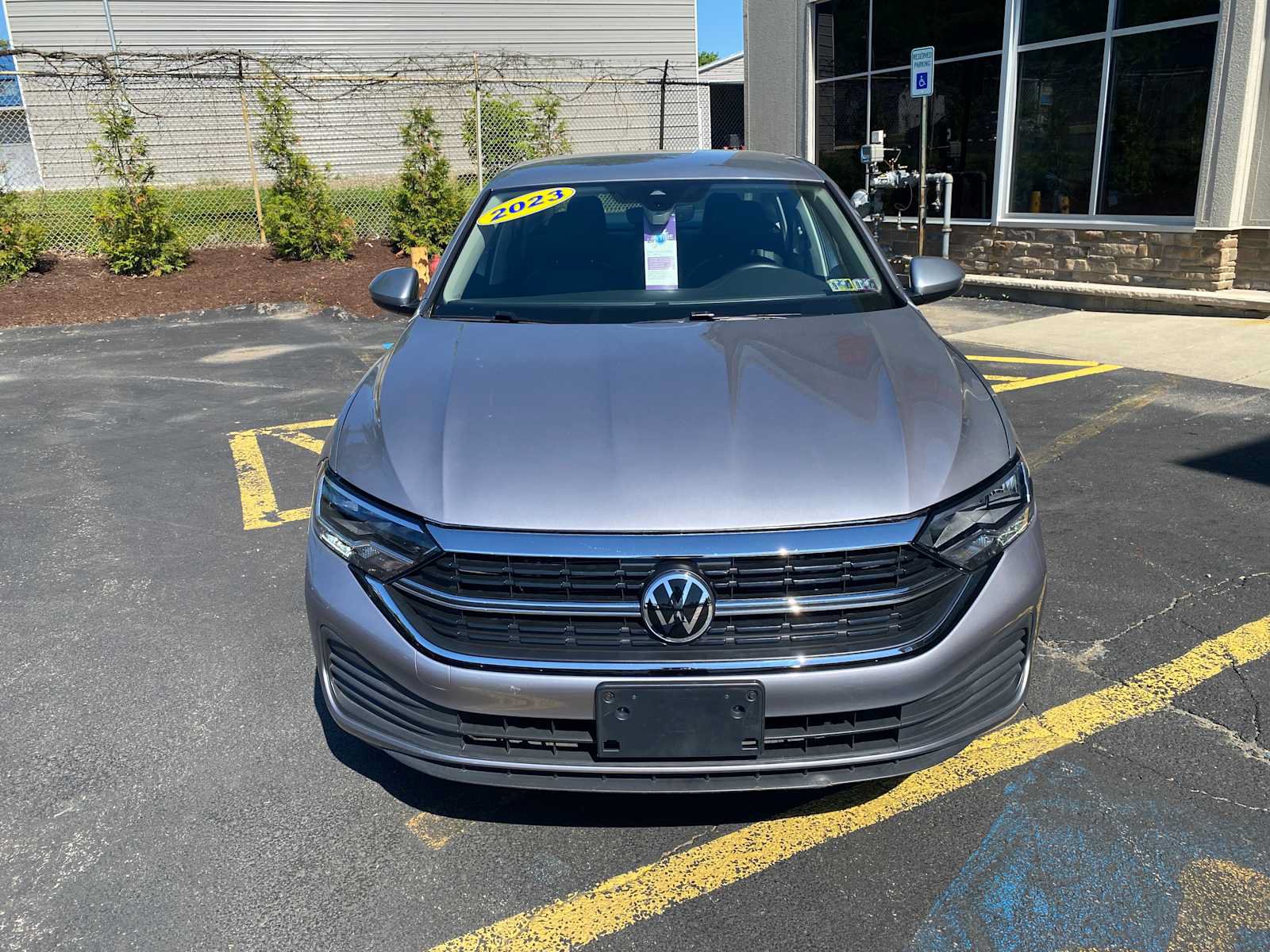 Used 2023 Volkswagen Jetta SE FWD image 12