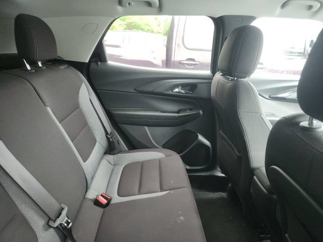 Used 2023 Chevrolet TrailBlazer LT FWD image 4