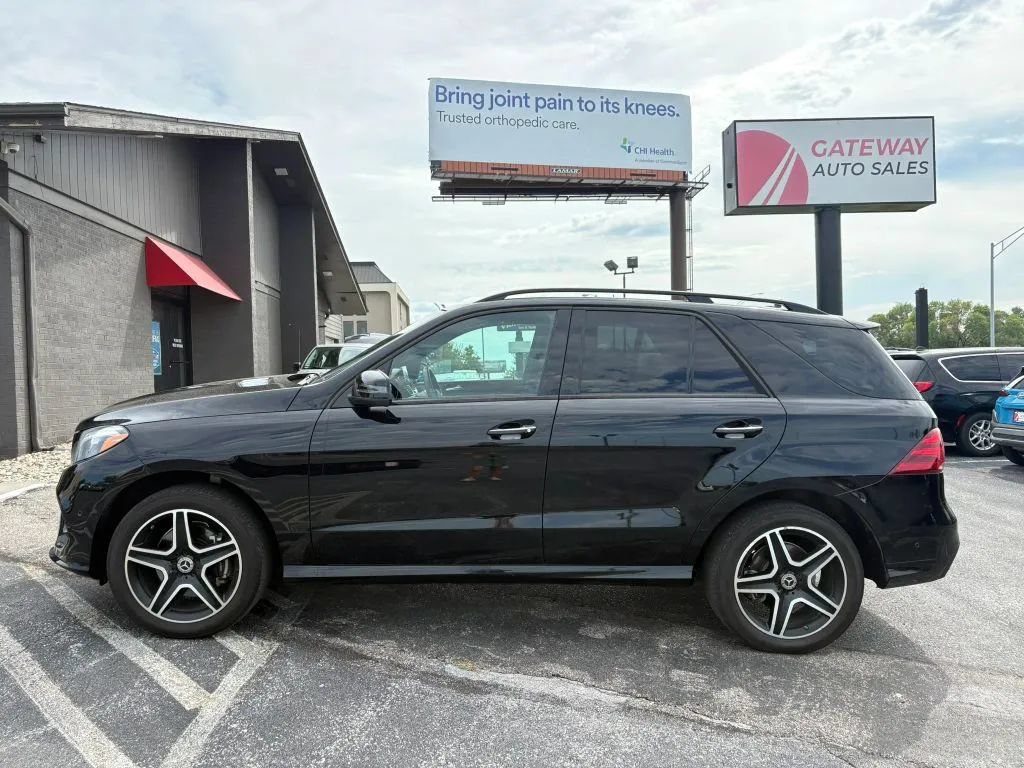 Used 2018 Mercedes-Benz GLE 350 4MATIC image 2