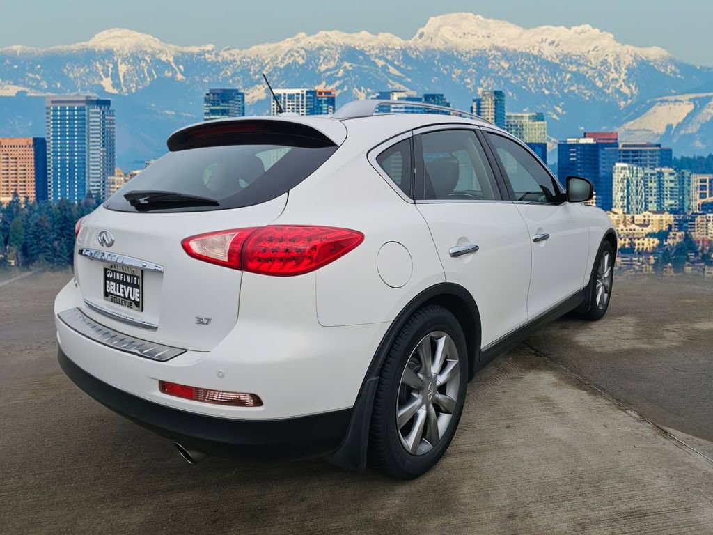 Used 2015 INFINITI QX50 Journey w/ Premium Package image 7