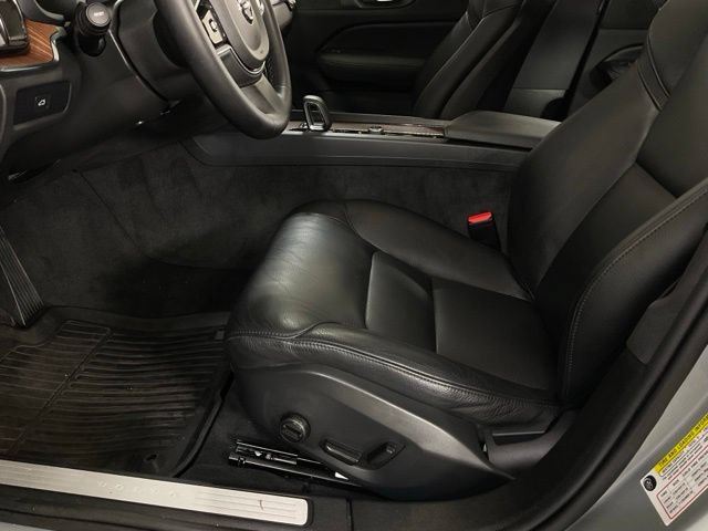 Certified 2024 Volvo S60 B5 Plus AWD/4WD image 28
