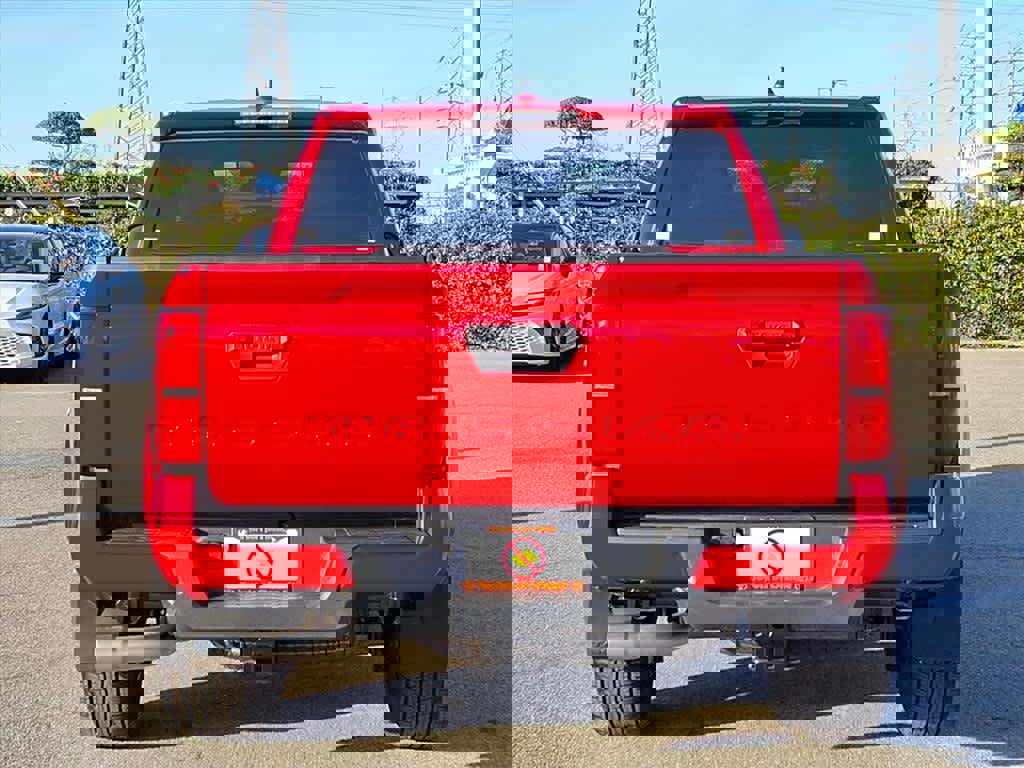 Used 2025 Toyota Tacoma TRD Sport image 5