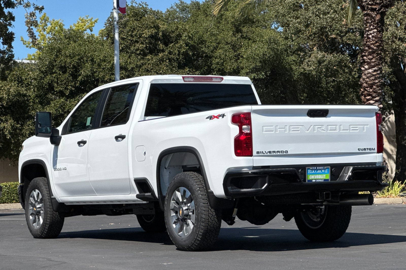 New 2026 Chevrolet Silverado 2500 Custom w/ Custom Value Package AWD/4WD image 5