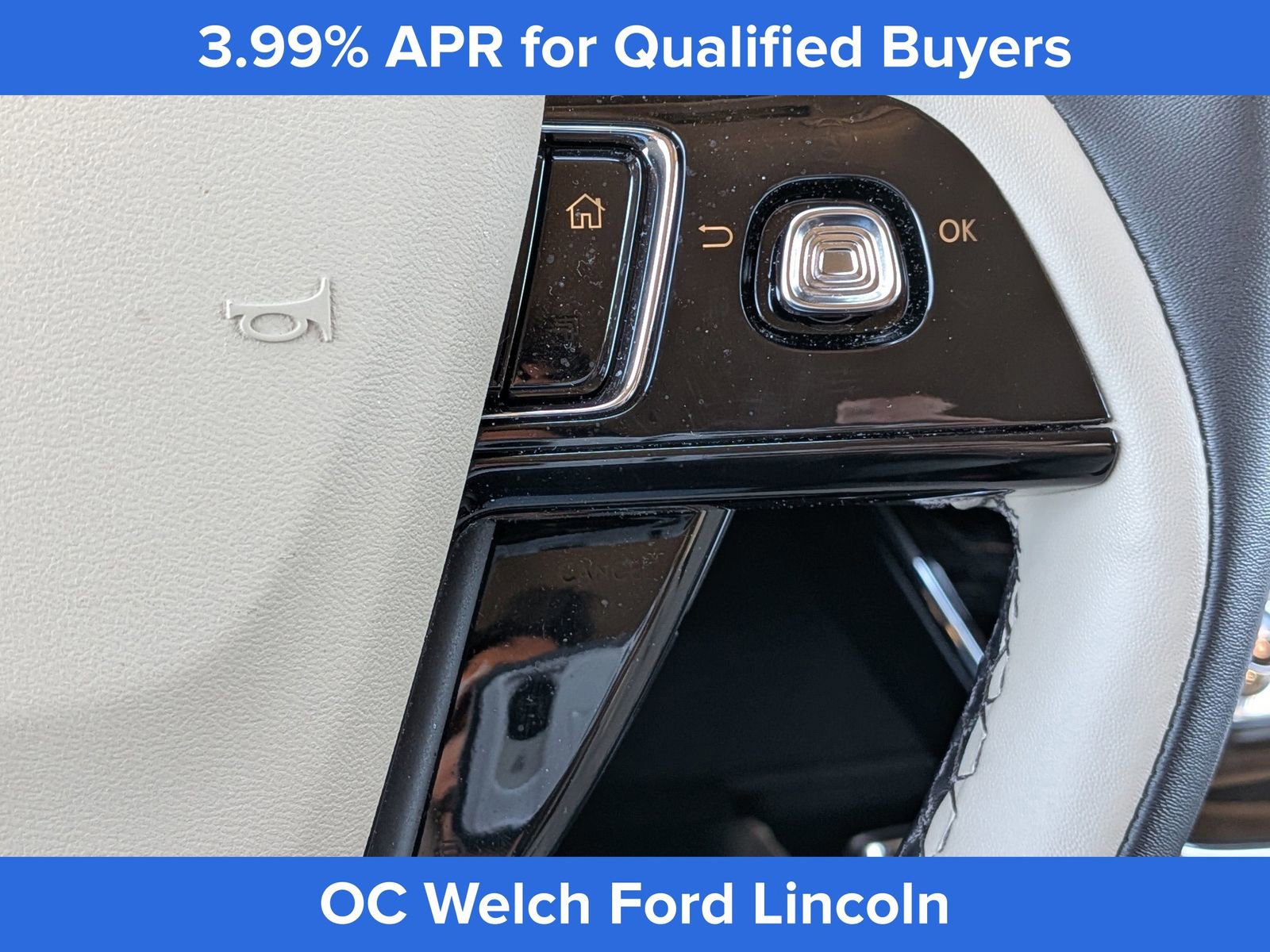 Used 2025 Lincoln Corsair FWD w/ Equipment Group 101A image 30