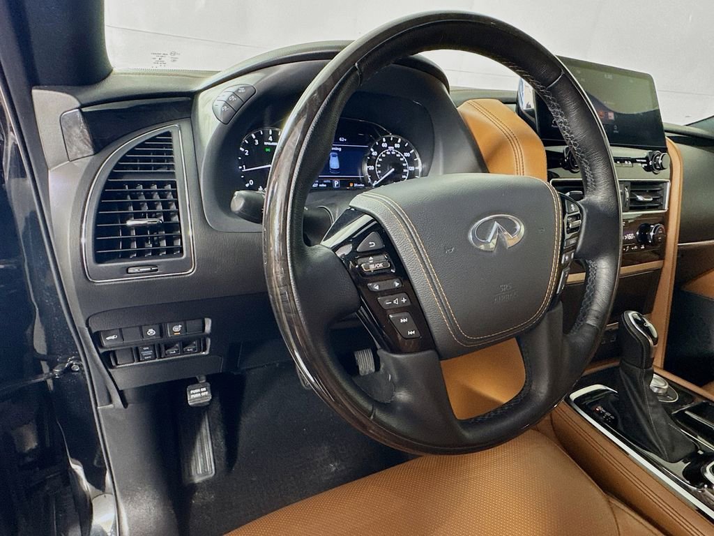 Used 2024 INFINITI QX80 Sensory AWD/4WD image 13