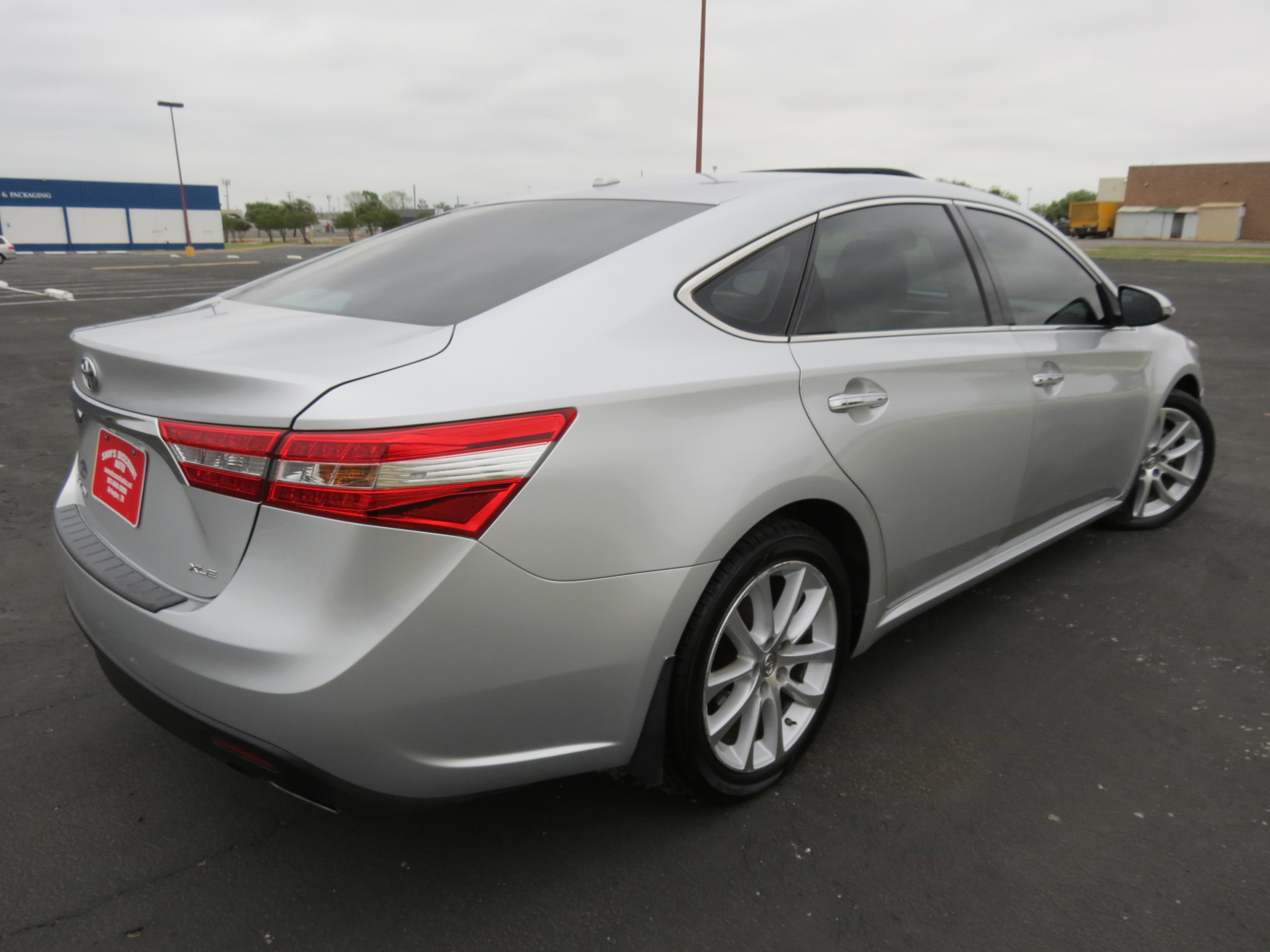 Used 2013 Toyota Avalon XLE Touring image 6