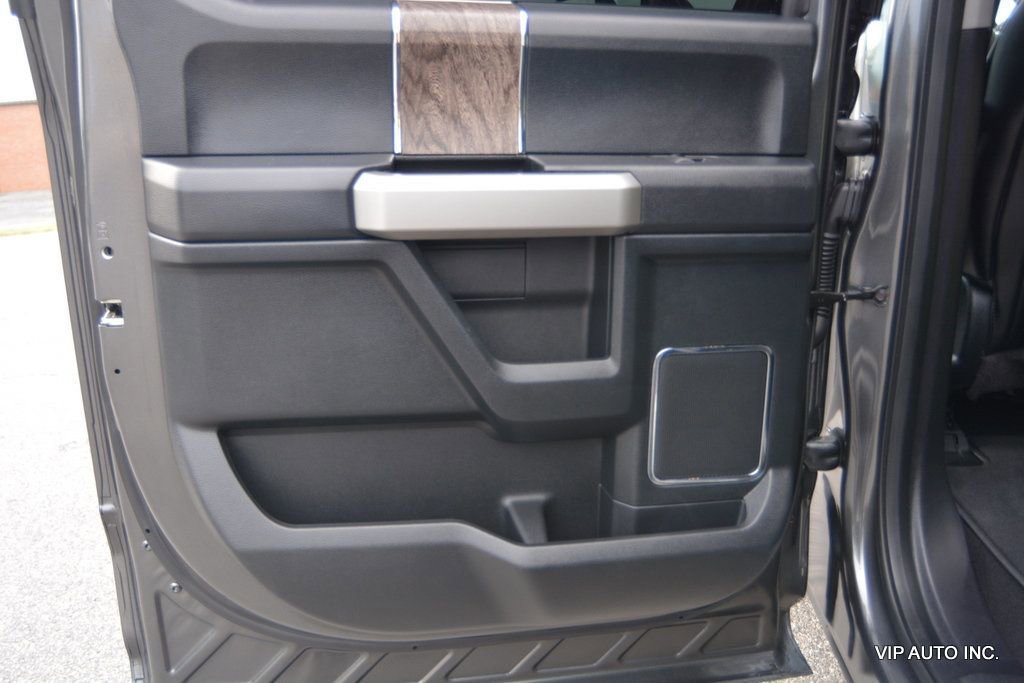 Used 2019 Ford F250 Lariat w/ Lariat Ultimate Package image 9