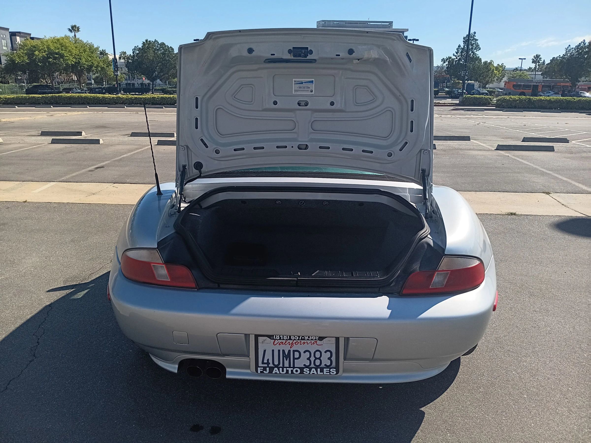 Used 2002 BMW Z3 2.5i image 9