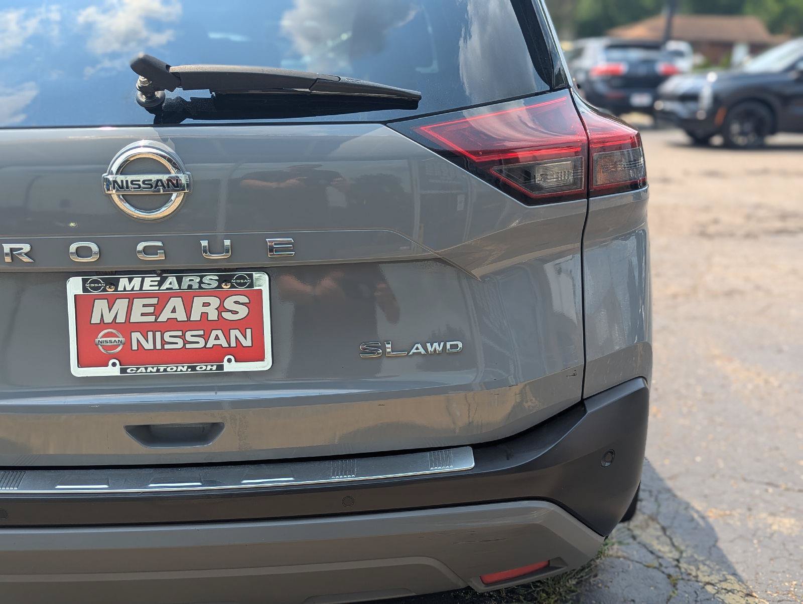 Used 2021 Nissan Rogue SL AWD/4WD image 15