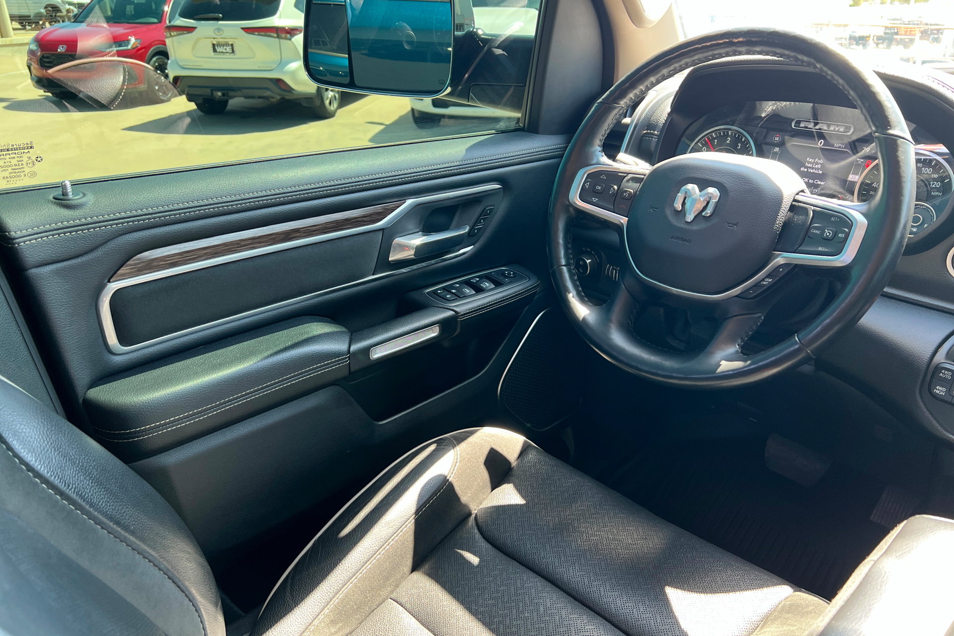 Used 2019 RAM 1500 Laramie w/ Trailer Tow Group AWD/4WD image 11