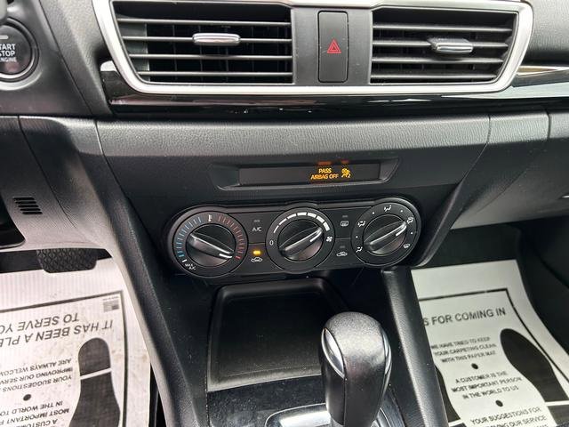 Used 2015 MAZDA MAZDA3 i Sport image 18