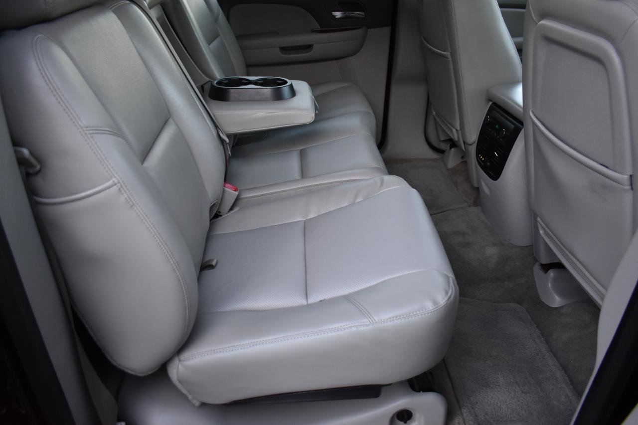 Used 2009 Chevrolet Avalanche LTZ image 27