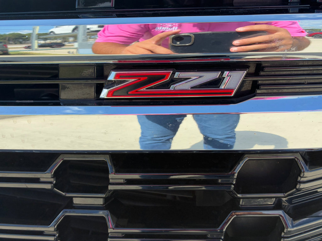 Used 2021 Chevrolet Tahoe Z71 w/ Z71 Off-Road Package image 32