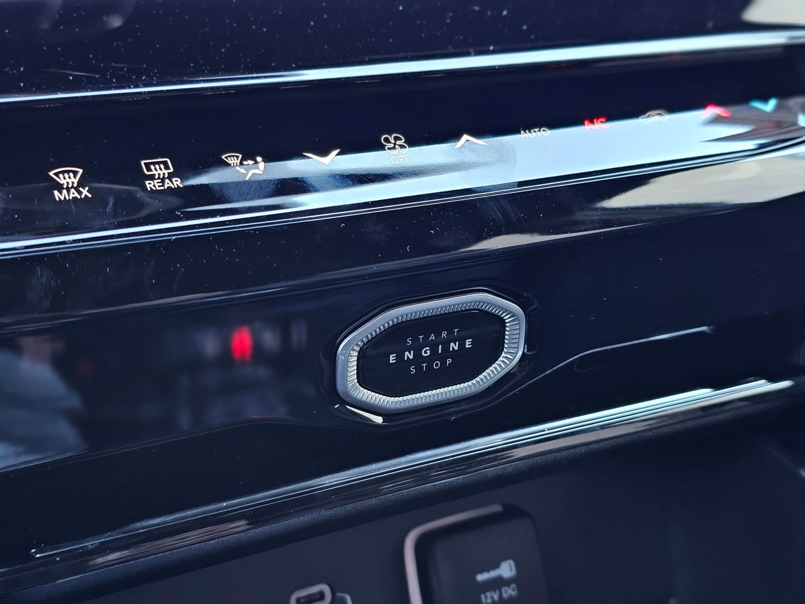 New 2026 Jeep Grand Cherokee L Limited AWD/4WD image 13