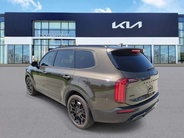 Used 2022 Kia Telluride SX w/ SX Prestige Package AWD/4WD image 3