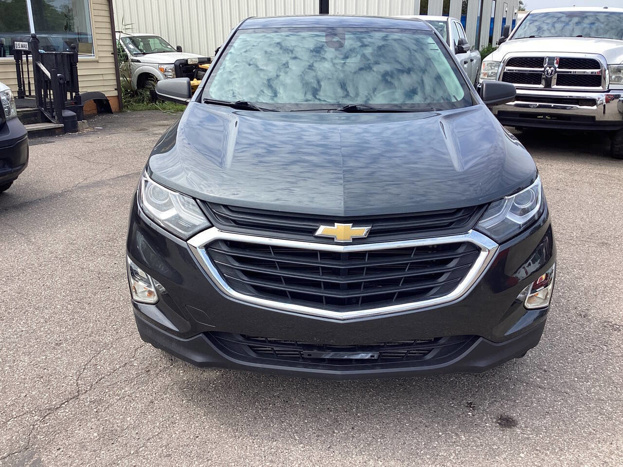 Used 2020 Chevrolet Equinox LS image 13