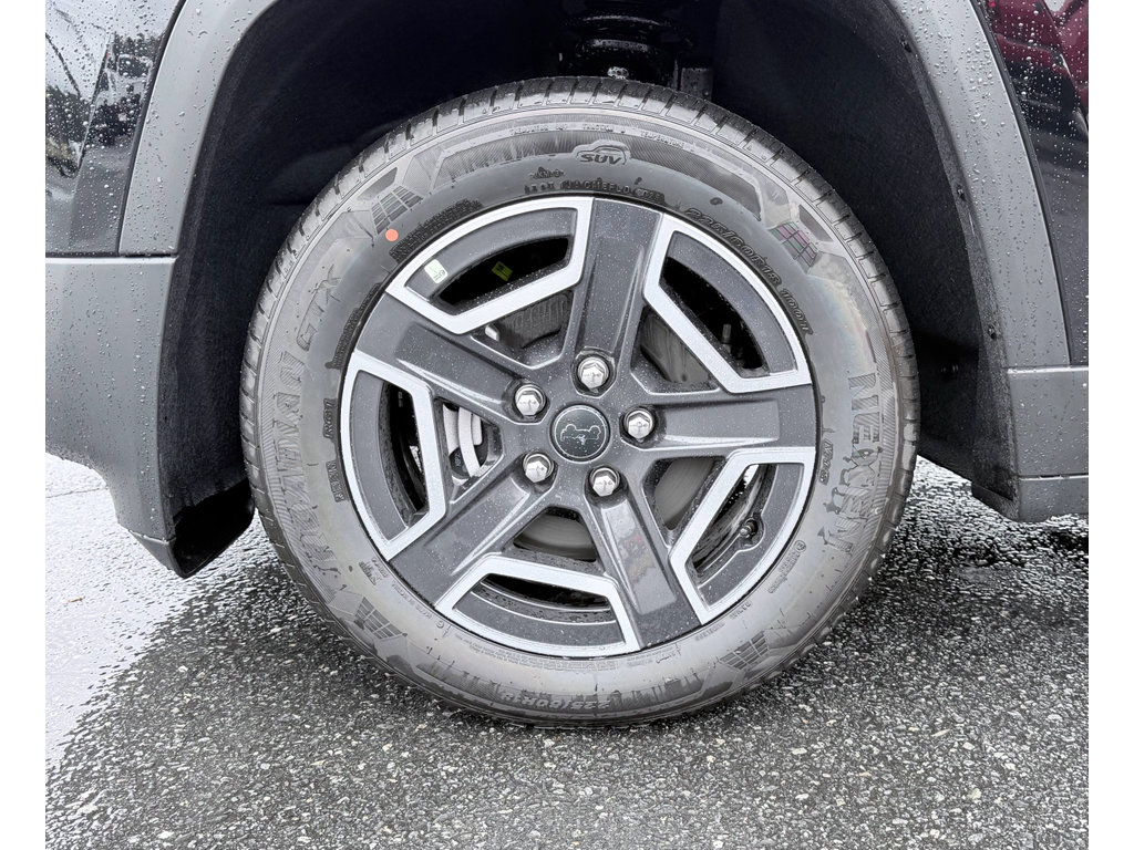 New 2026 Jeep Cherokee Laredo AWD/4WD image 32