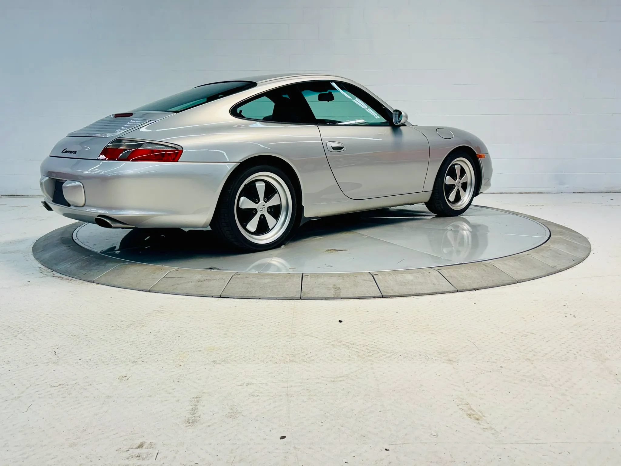 Used 2002 Porsche 911 GT3 RS image 23
