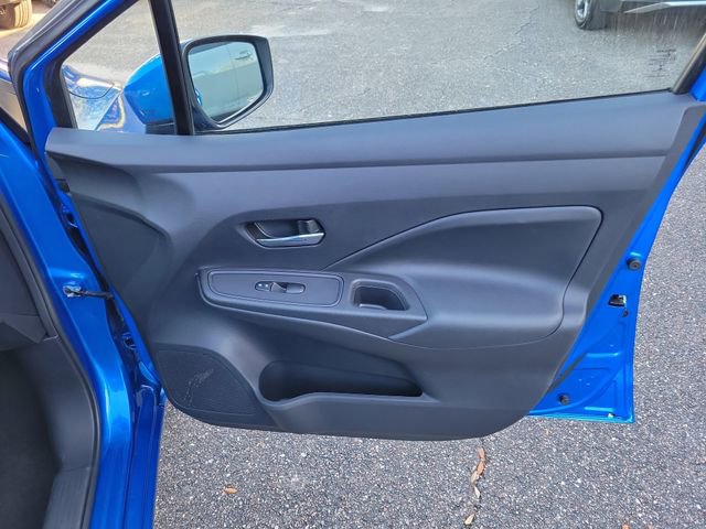 Used 2024 Nissan Versa SV FWD image 35