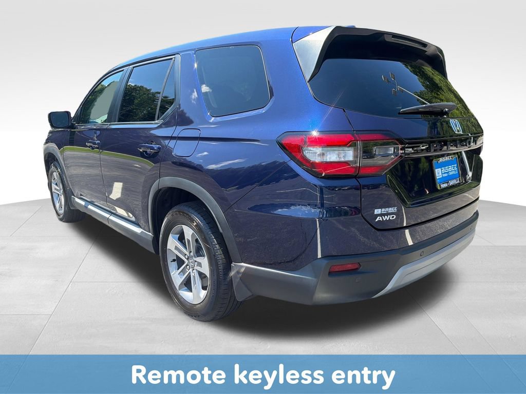 Used 2025 Honda Pilot EX-L image 4