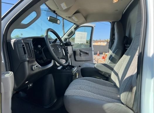New 2025 Chevrolet Express 4500 Extended w/ Power Convenience Package RWD image 8