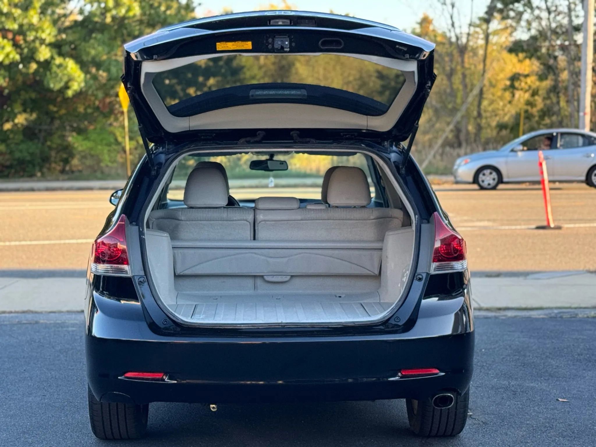 Used 2013 Toyota Venza LE image 7