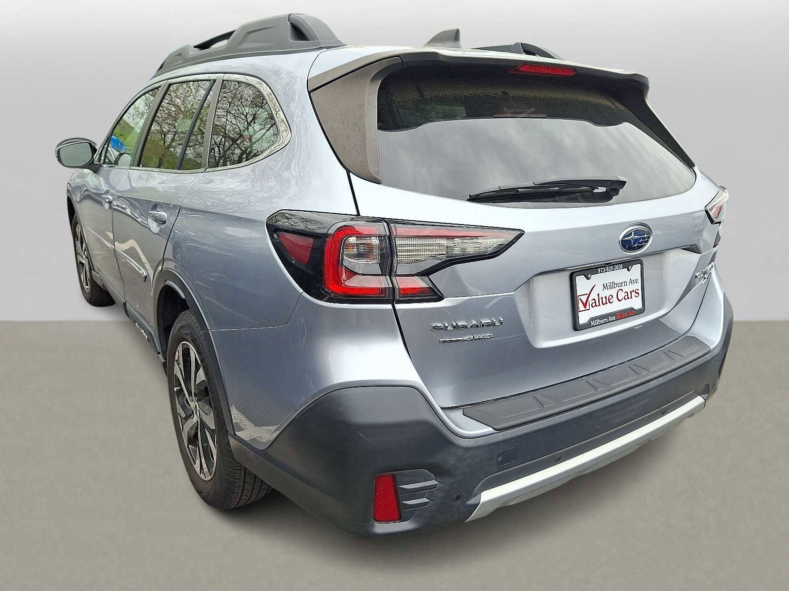 Used 2022 Subaru Outback Limited XT AWD/4WD image 4
