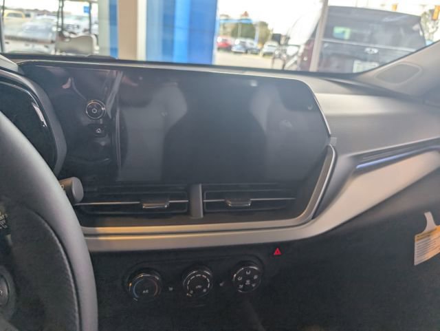 New 2026 Chevrolet Trax LS w/ LS Convenience Package image 20