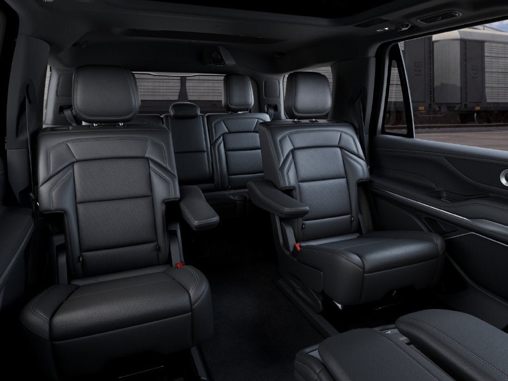 New 2027 Lincoln Navigator Reserve RWD image 11