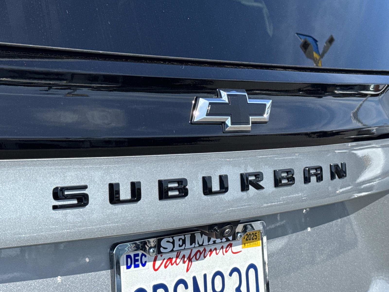 Used 2025 Chevrolet Suburban RST image 29