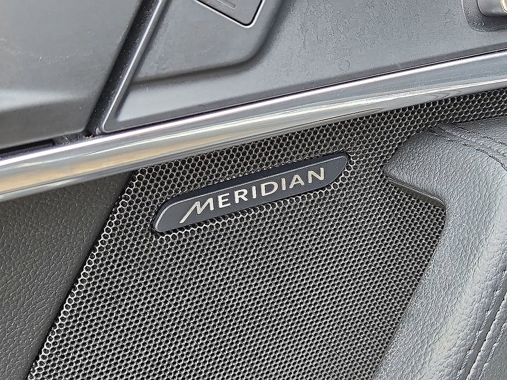 Used 2020 Jaguar F-TYPE Coupe image 20