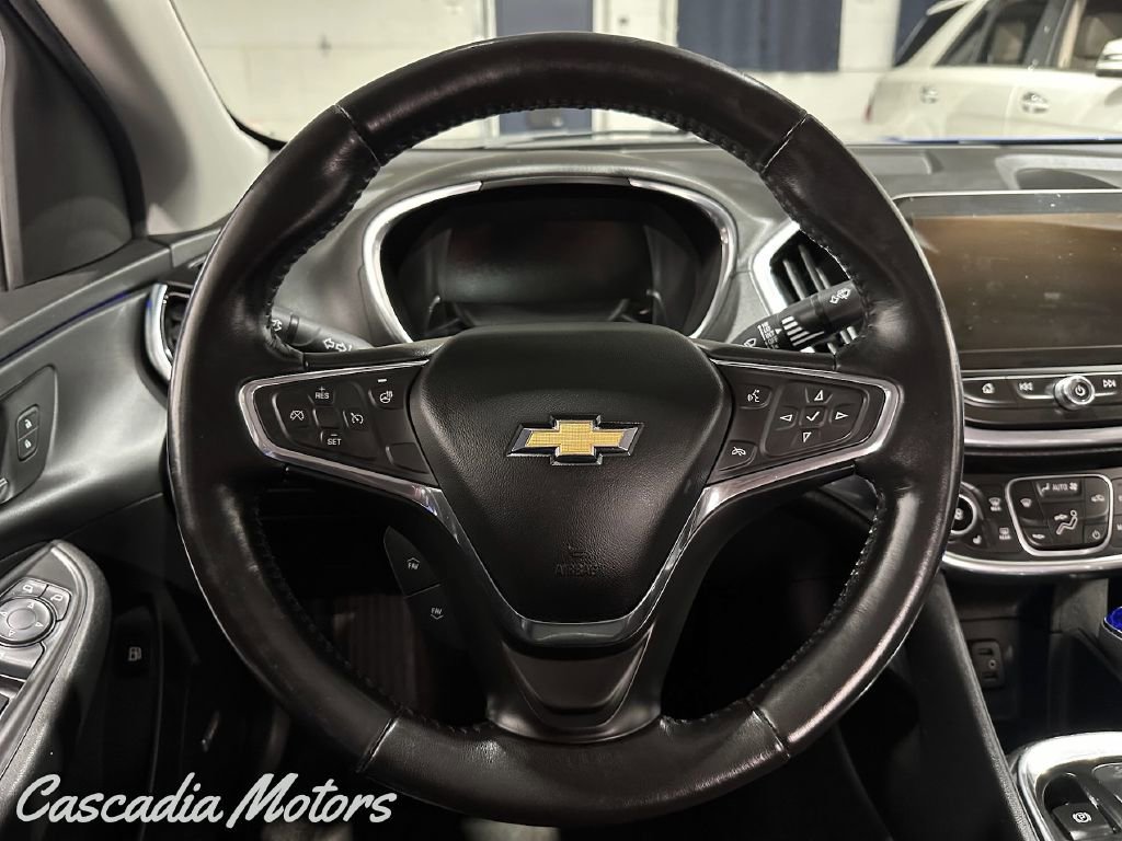 Used 2017 Chevrolet Volt Premier FWD image 36