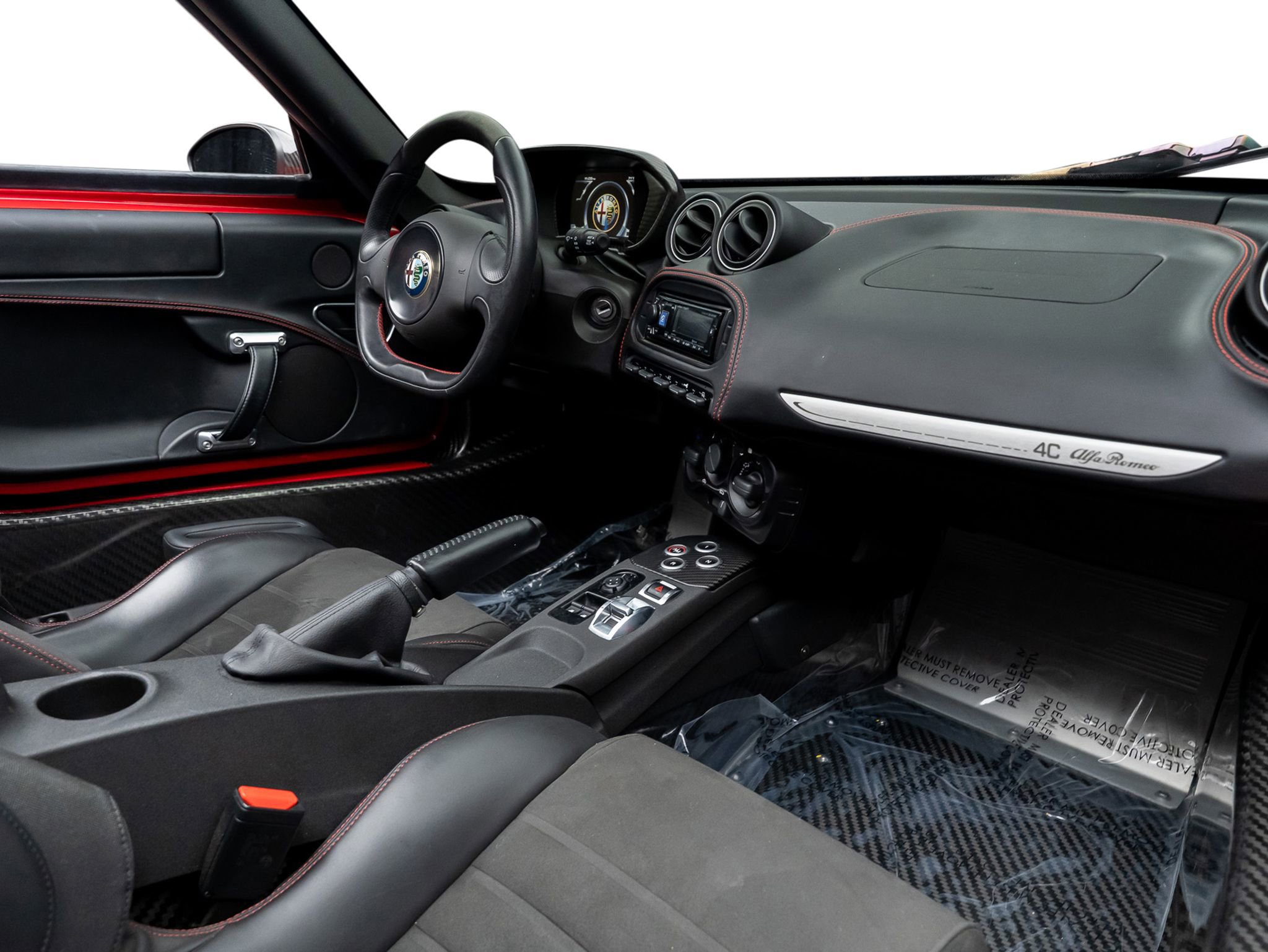 Used 2015 Alfa Romeo 4C Spider w/ Spider Track Package RWD image 2