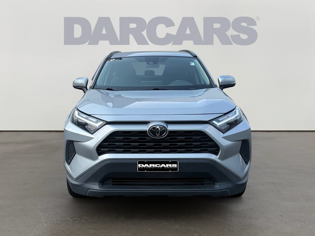 Used 2024 Toyota RAV4 XLE FWD image 2