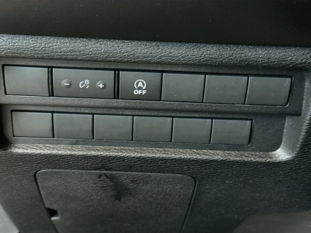 New 2026 Mitsubishi Outlander ES FWD image 10