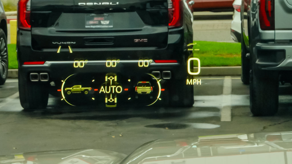 New 2026 GMC Sierra 2500 AT4 w/ Technology Package AWD/4WD image 19