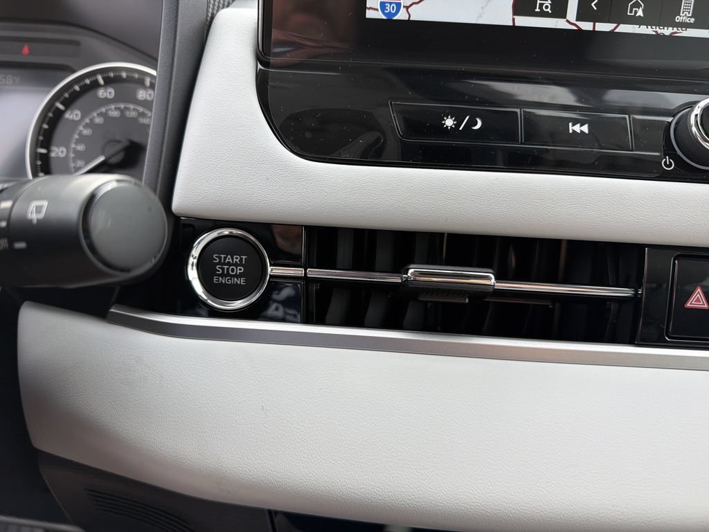 New 2026 Mitsubishi Outlander SE AWD/4WD image 24