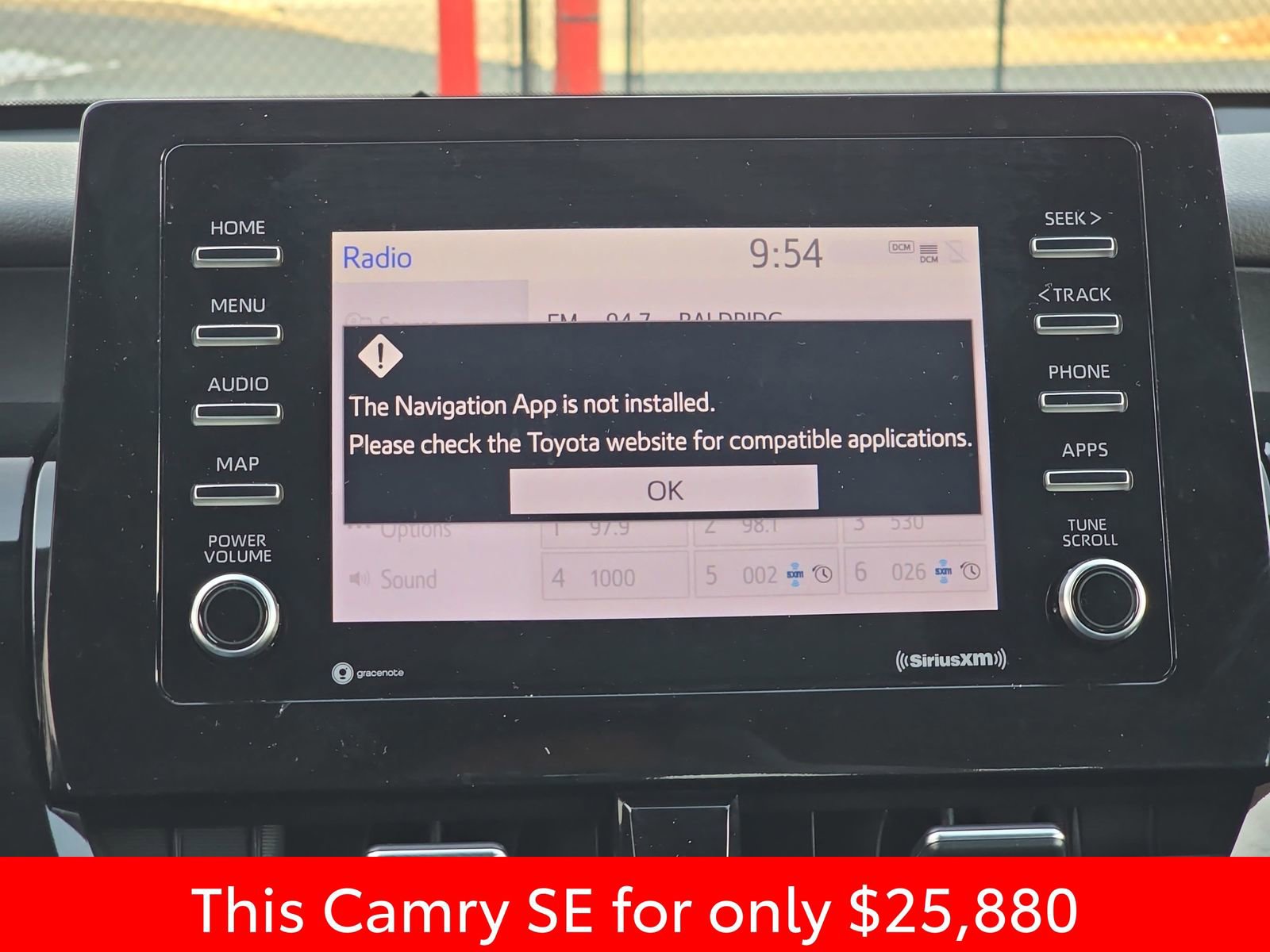 Used 2023 Toyota Camry SE image 27