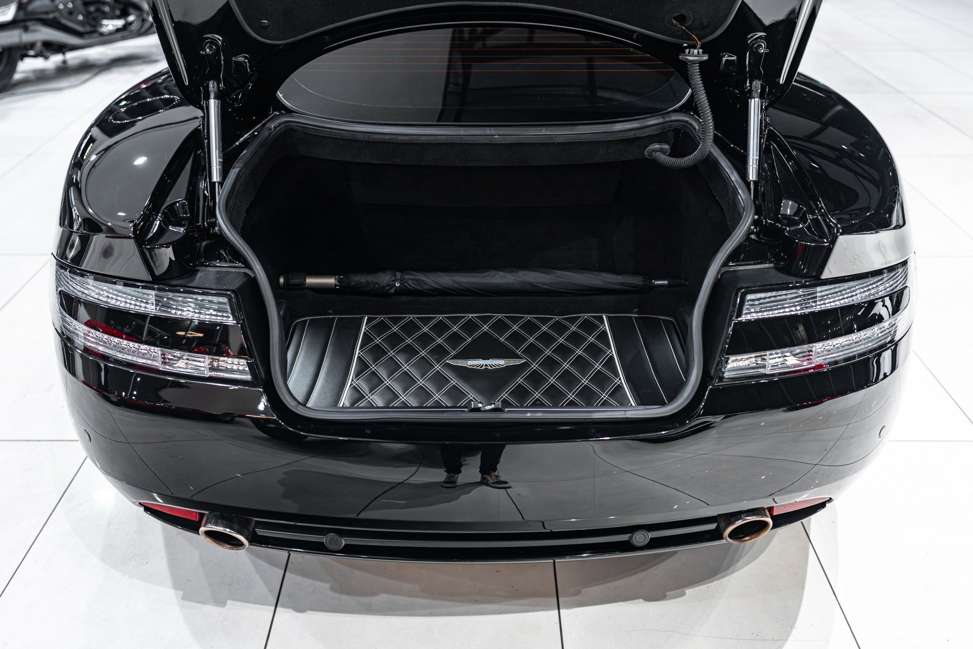 Used 2008 Aston Martin DB9 Coupe image 58