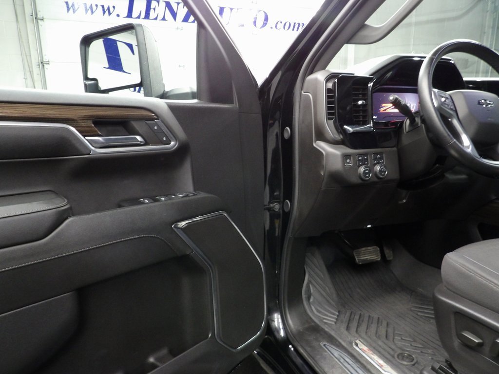 Used 2024 Chevrolet Silverado 1500 RST image 39