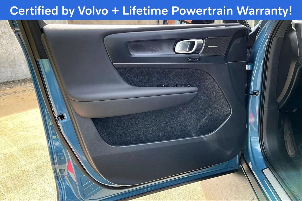Certified 2023 Volvo C40 P8 Recharge Ultimate w/ Protection Package Premier AWD/4WD image 25