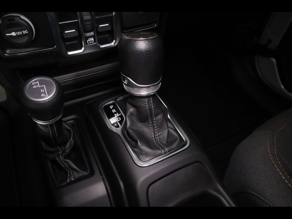 Used 2024 Jeep Wrangler Sport S image 16