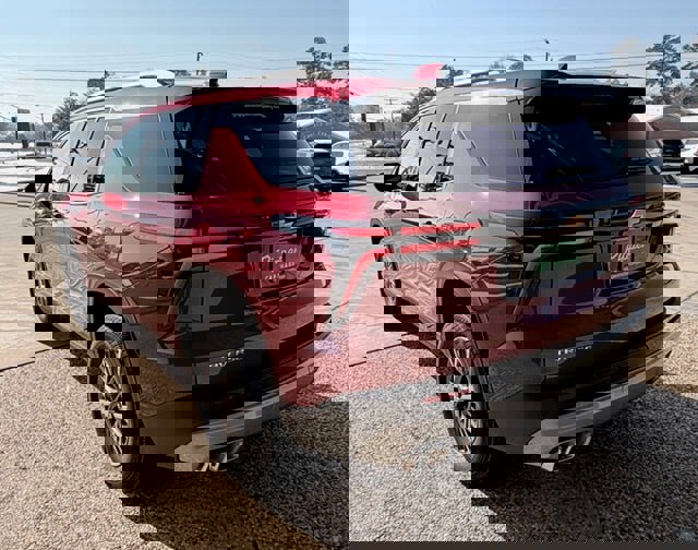 New 2026 Chevrolet Traverse LT image 6