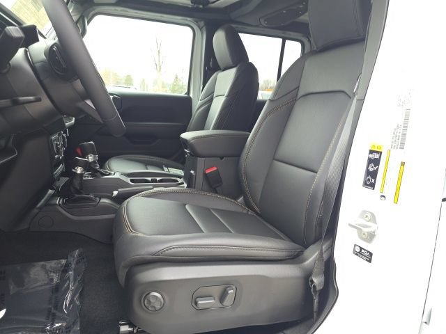 New 2026 Jeep Gladiator Sport AWD/4WD image 9
