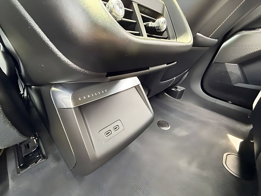 Used 2024 Cadillac Lyriq Tech w/ LPO, Floor Liner Package RWD image 28