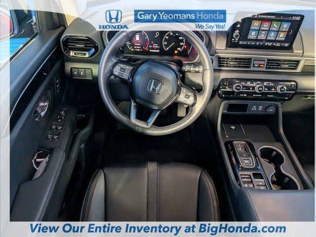 Certified 2025 Honda Pilot Touring image 20