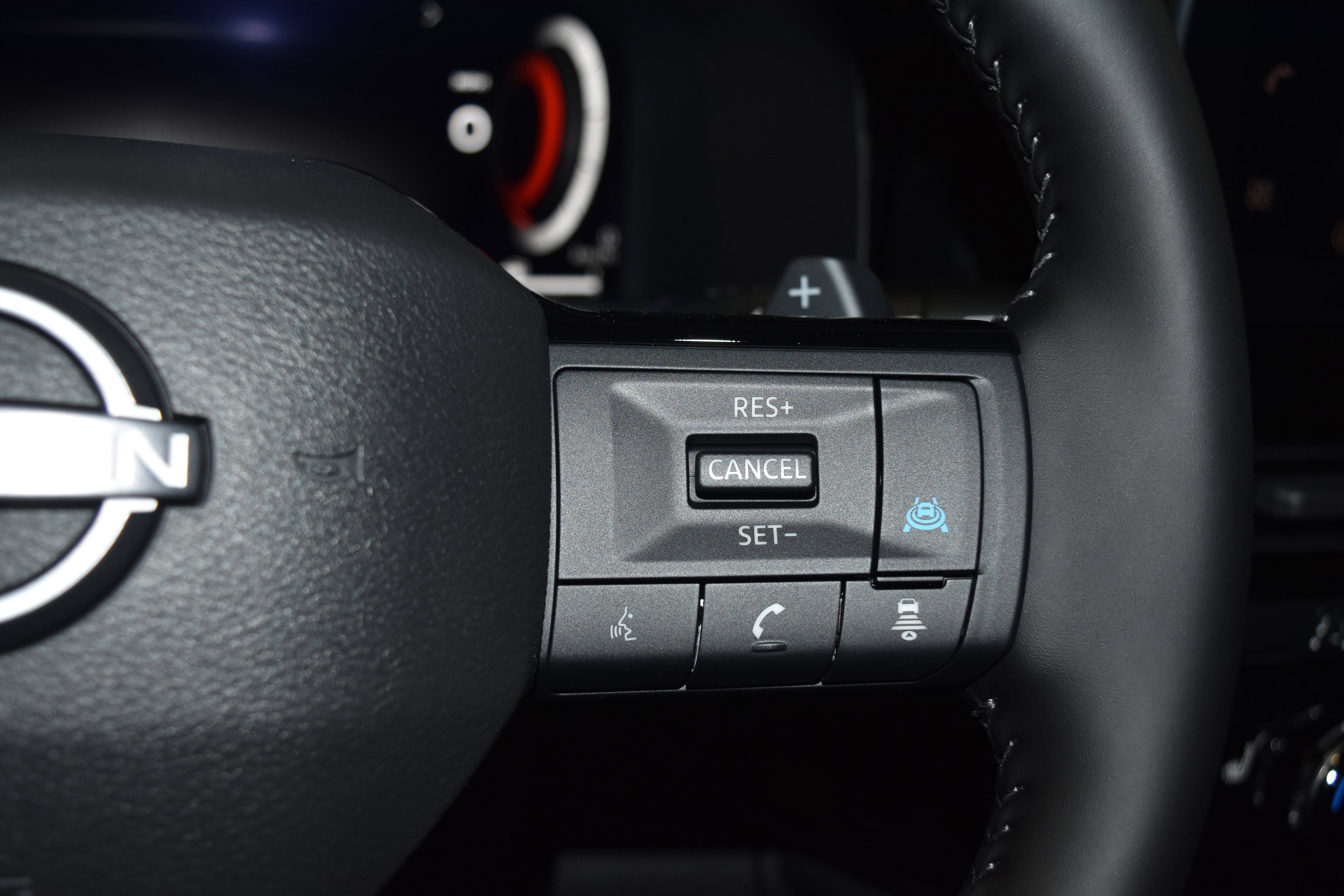 New 2026 Nissan Pathfinder SL AWD/4WD image 7