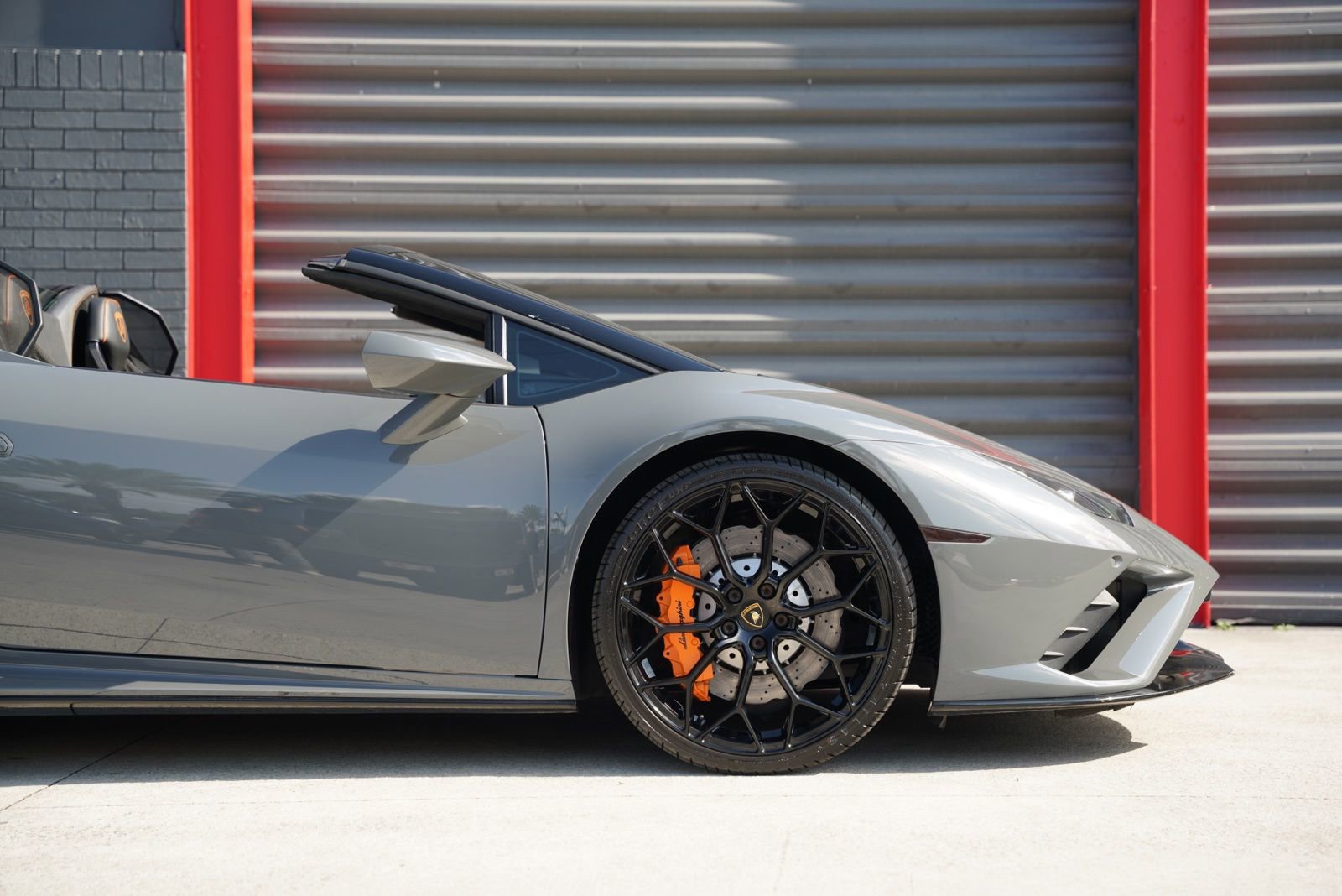 Used 2021 Lamborghini Huracan EVO image 6